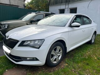 2016 Skoda Superb III, белый, 1550000 рублей, вид 3