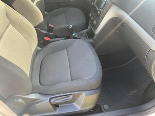 2016 Skoda Yeti I Рестайлинг, белый, 999999 рублей, вид 5