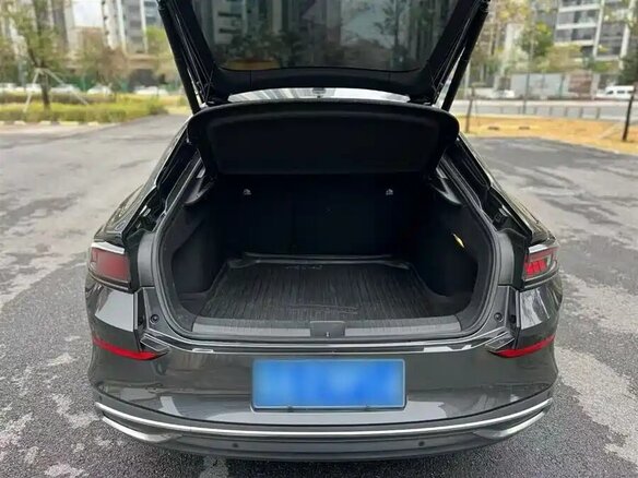 2024 Volkswagen Lamando L II, серый, 2225000 рублей - вид 5