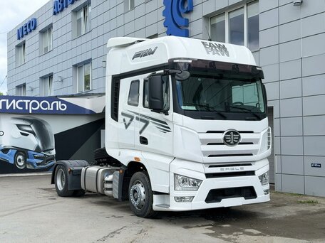 2024 FAW J7, белый, 8100000 рублей, вид 3