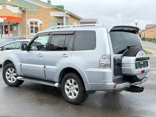 2010 Mitsubishi Pajero IV, серебристый, 1300000 рублей, вид 4