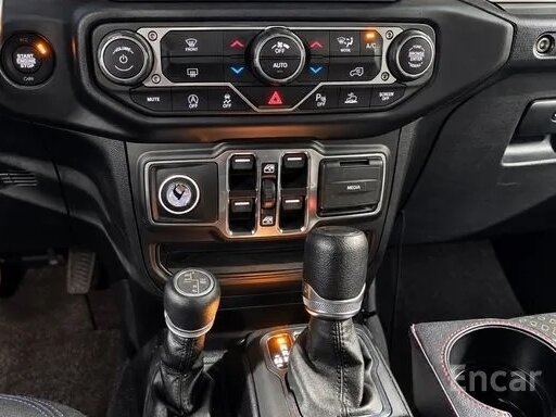 2021 Jeep Wrangler IV (JL), серый, 5387006 рублей - вид 14