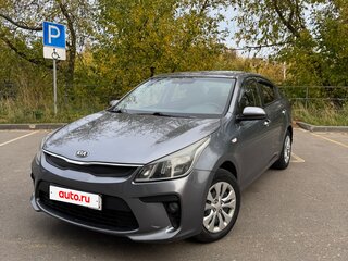 2017 Kia Rio IV, серый, 990000 рублей, вид 1