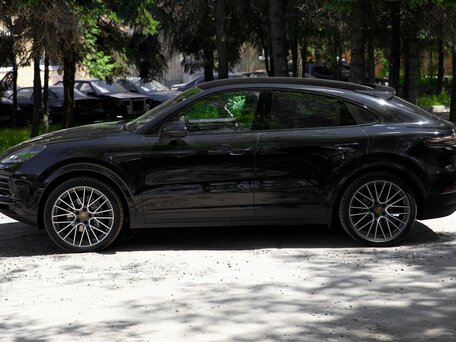 2022 Porsche Cayenne Coupé III, чёрный, 14095000 рублей, вид 3