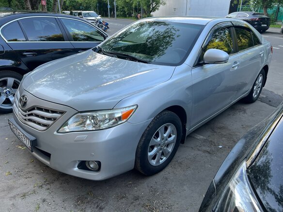 2011 Toyota Camry VI (XV40) Рестайлинг, серебристый, 1600000 рублей - вид 11