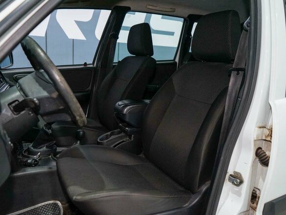 2018 Chevrolet Niva I Рестайлинг, белый - вид 9