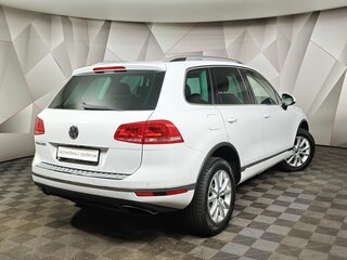 2015 Volkswagen Touareg II Рестайлинг, белый, 2600000 рублей, вид 2