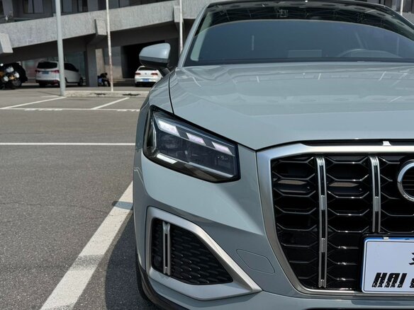 2023 Audi Q2 L 35 TFSI I Рестайлинг, серый, 1770700 рублей - вид 8