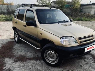 2004 Chevrolet Niva I, бежевый, 215000 рублей, вид 2