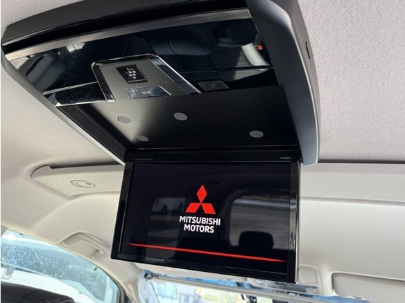 2023 Mitsubishi Delica D:5 I Рестайлинг, белый - вид 17