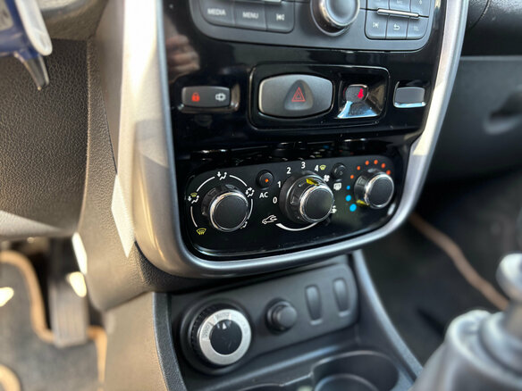 2012 Renault Duster I, чёрный - вид 12