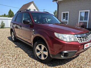 2011 Subaru Forester III Рестайлинг, красный, 1050000 рублей, вид 2