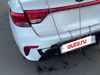2019 Kia Rio IV, белый, 850000 рублей, вид 4