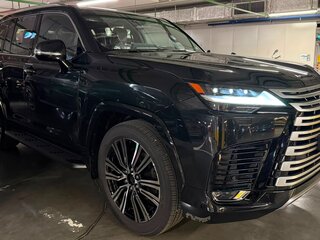 2026 Lexus LX 500d IV, чёрный, 18200000 рублей, вид 4