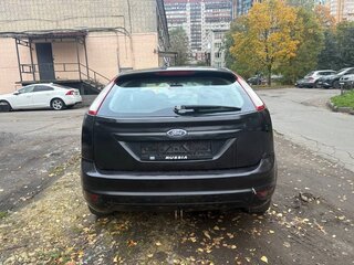 2008 Ford Focus II Рестайлинг, чёрный, 215000 рублей, вид 5