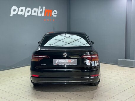 2018 Volkswagen Jetta 8-speed VII, чёрный, 1645000 рублей, вид 2