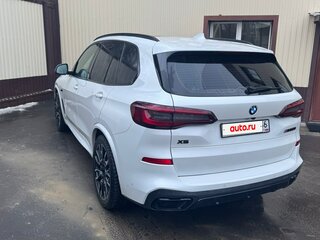 2021 BMW X5 40i IV (G05/G18), белый, 9150000 рублей, вид 5
