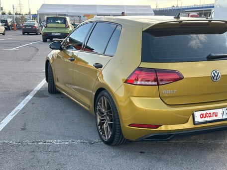 2018 Volkswagen Golf VII Рестайлинг, коричневый, 1899999 рублей, вид 5