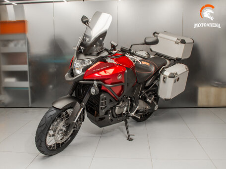 2017 Honda VFR 1200, красный, 862528 рублей, вид 3