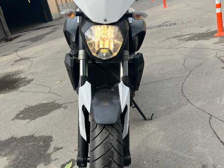 2014 Yamaha MT-07 (FZ-07), белый, 515000 рублей, вид 4