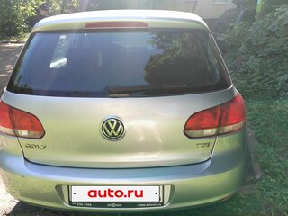 2011 Volkswagen Golf VI, серебристый, 850000 рублей, вид 3