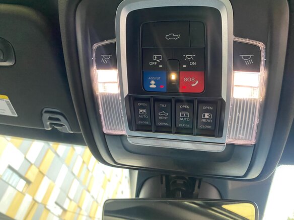 2022 Ram 1500 Crew Cab V, синий, 7400000 рублей - вид 26