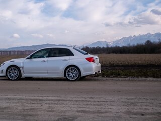 2012 Subaru Impreza WRX STi III, белый, 3500000 рублей, вид 5