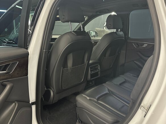 2020 Audi Q7 45 TDI II (4M) Рестайлинг, белый - вид 7