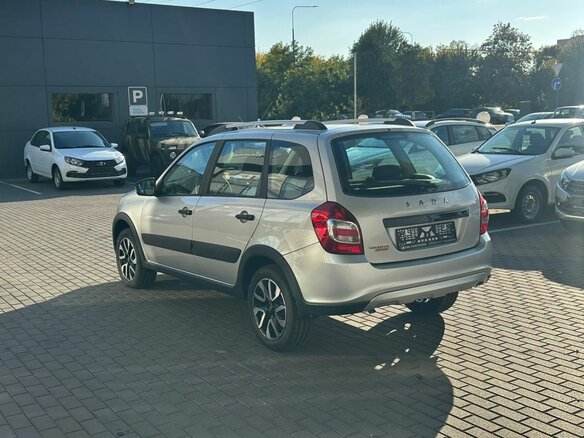 2026 Lada (ВАЗ) Granta Cross I Рестайлинг, серебристый, 1241000 рублей - вид 7