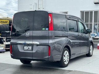 2015 Honda Stepwgn V, серый, 1500000 рублей, вид 4