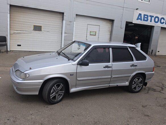 2011 Lada (ВАЗ) 2114, серебристый, 230000 рублей - вид 3