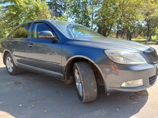 2011 Skoda Octavia II (A5) Рестайлинг, серый, 800000 рублей, вид 2