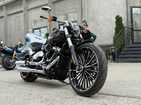 2024 Harley-Davidson Breakout, чёрный, 2240000 рублей - вид 6