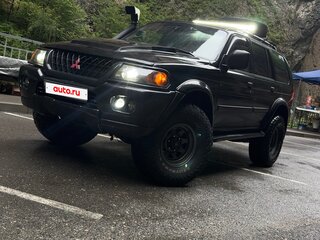 2002 Mitsubishi Montero Sport I, чёрный, 1100000 рублей, вид 1