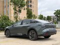 2026 Toyota bZ3, зелёный, 1990000 рублей - вид 2