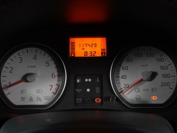 2009 Renault Logan I, серый, 569000 рублей - вид 15