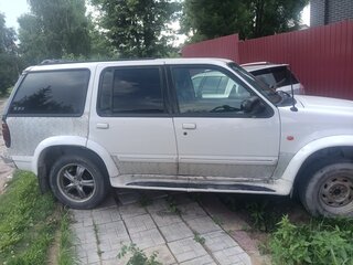 1995 Ford Explorer II, белый, 200000 рублей, вид 3