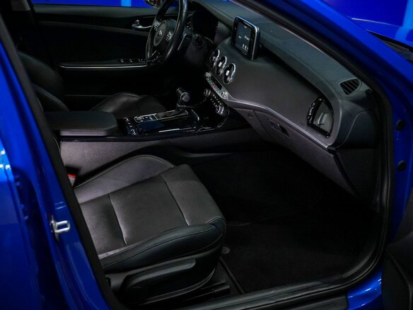 2019 Kia Stinger I, голубой, 3210000 рублей - вид 12