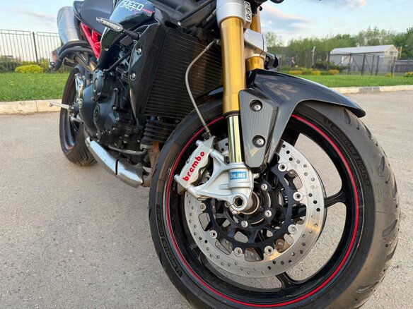 2012 Triumph Speed Triple, чёрный, 695000 рублей - вид 4