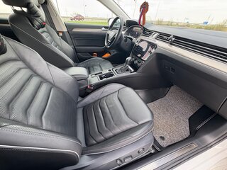 2019 Volkswagen Arteon I, белый, 3100000 рублей, вид 5