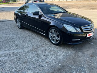 2012 Mercedes-Benz E-Класс 200 7G-Tronic IV (W212, S212, C207), чёрный, 1500000 рублей, вид 3