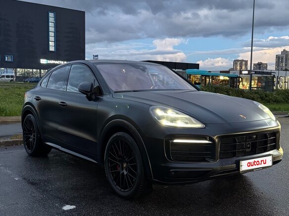 2021 Porsche Cayenne GTS Coupé III, чёрный, 12900000 рублей - вид 2