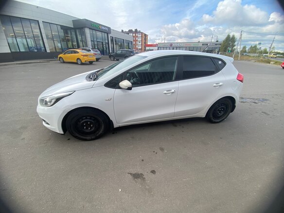 2015 Kia Ceed II, белый, 780000 рублей - вид 9