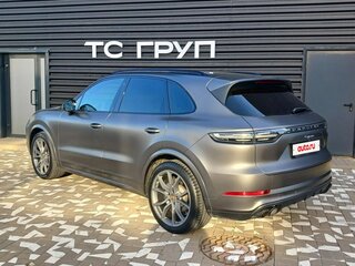 2020 Porsche Cayenne III, серый, 6990000 рублей, вид 3