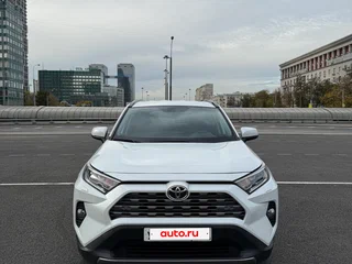 2021 Toyota RAV4 V (XA50), белый, 3450000 рублей, вид 2