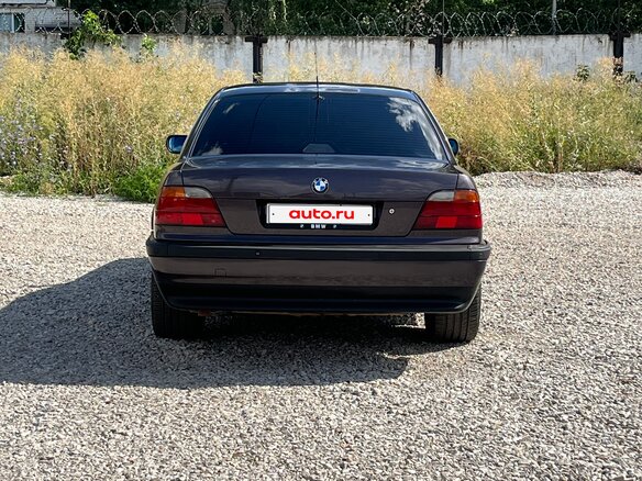 1997 BMW 7 серии 725tds III (E38), фиолетовый, 570000 рублей - вид 2