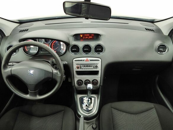 2010 Peugeot 308 I, бежевый, 389000 рублей - вид 13