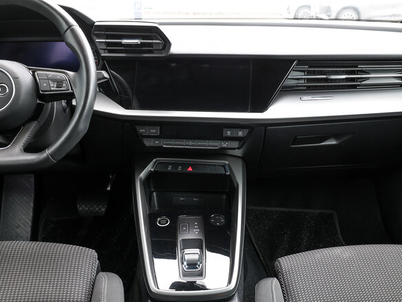 2021 Audi A3 Sportback 35 TFSI IV (8Y), фиолетовый, 2498000 рублей - вид 12