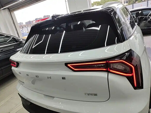 2025 Geely Geometry E 33.5 kWh, белый, 1295500 рублей - вид 19
