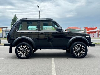 2025 Lada (ВАЗ) Niva Legend Sport I, чёрный, 1490000 рублей, вид 3